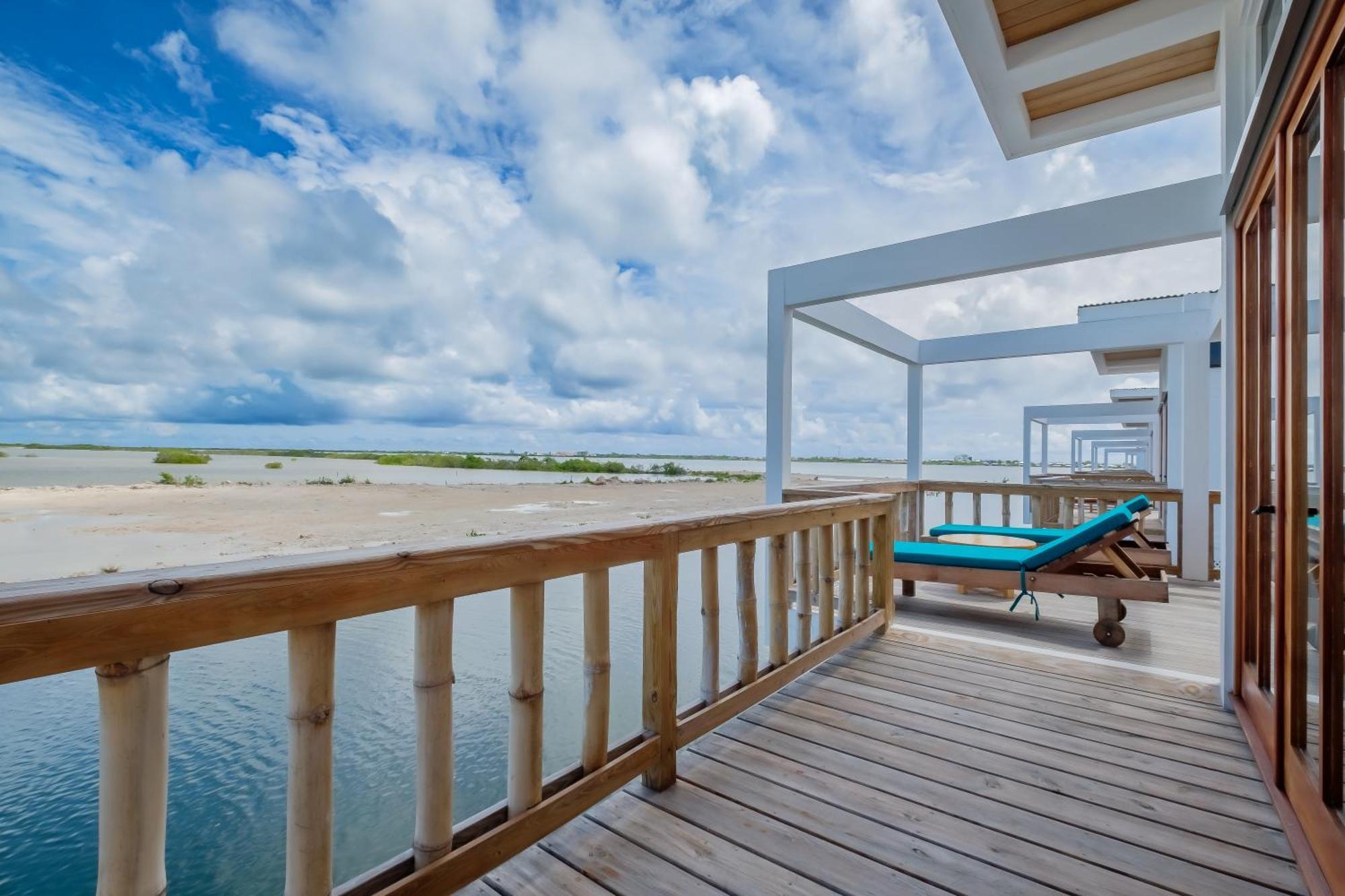 Aruna Resort & Villas ซานเปโดร ภายนอก รูปภาพ