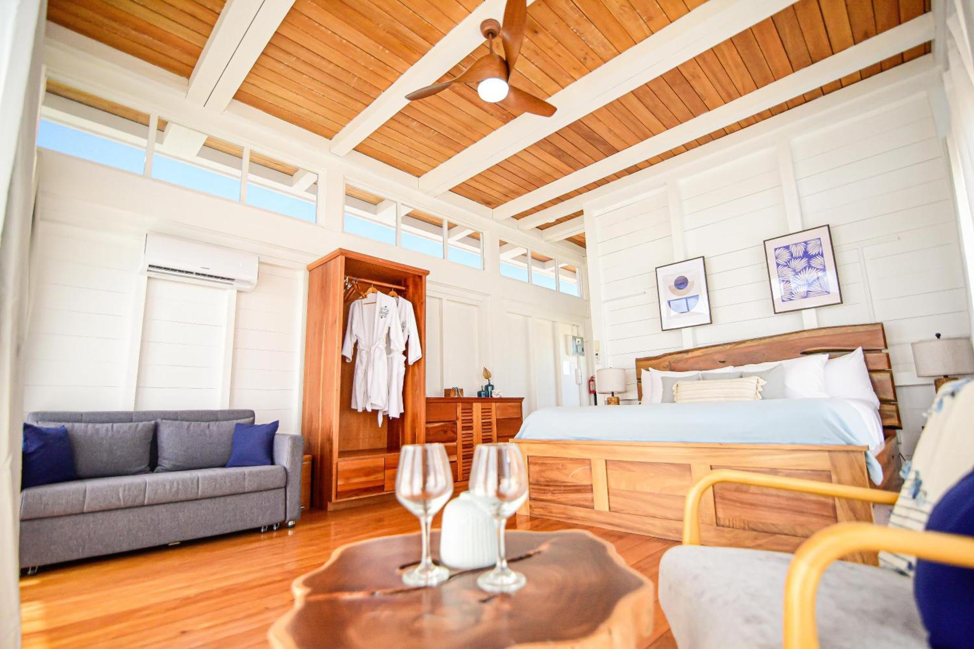 Aruna Resort & Villas ซานเปโดร ภายนอก รูปภาพ
