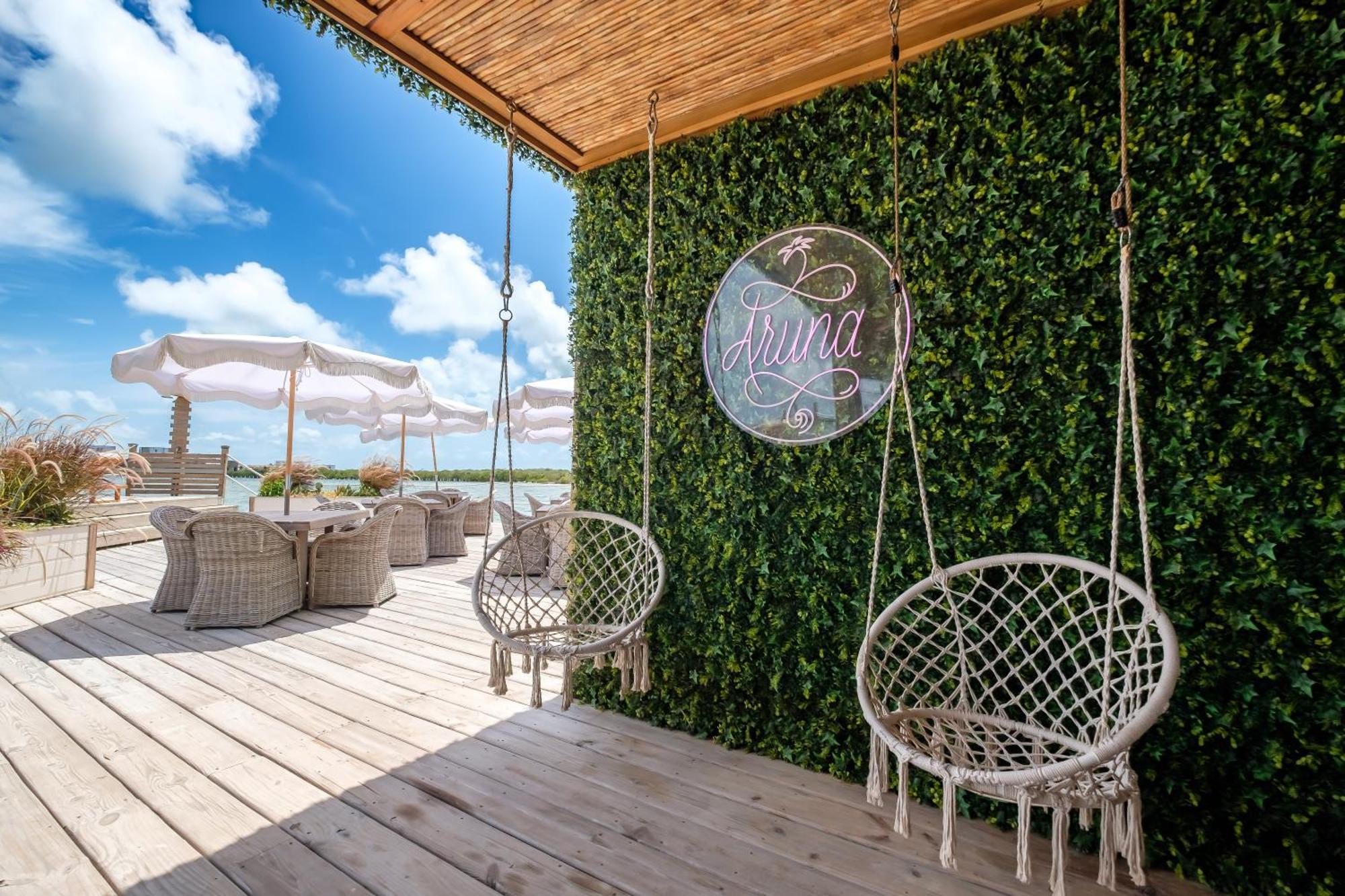 Aruna Resort & Villas ซานเปโดร ภายนอก รูปภาพ