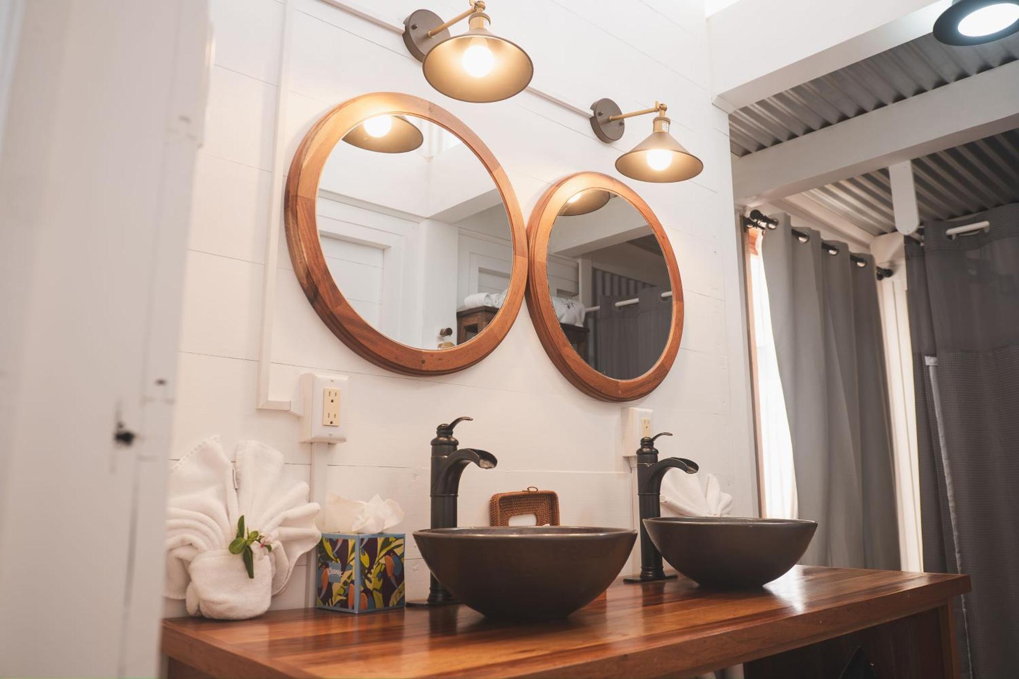 Aruna Resort & Villas ซานเปโดร ภายนอก รูปภาพ