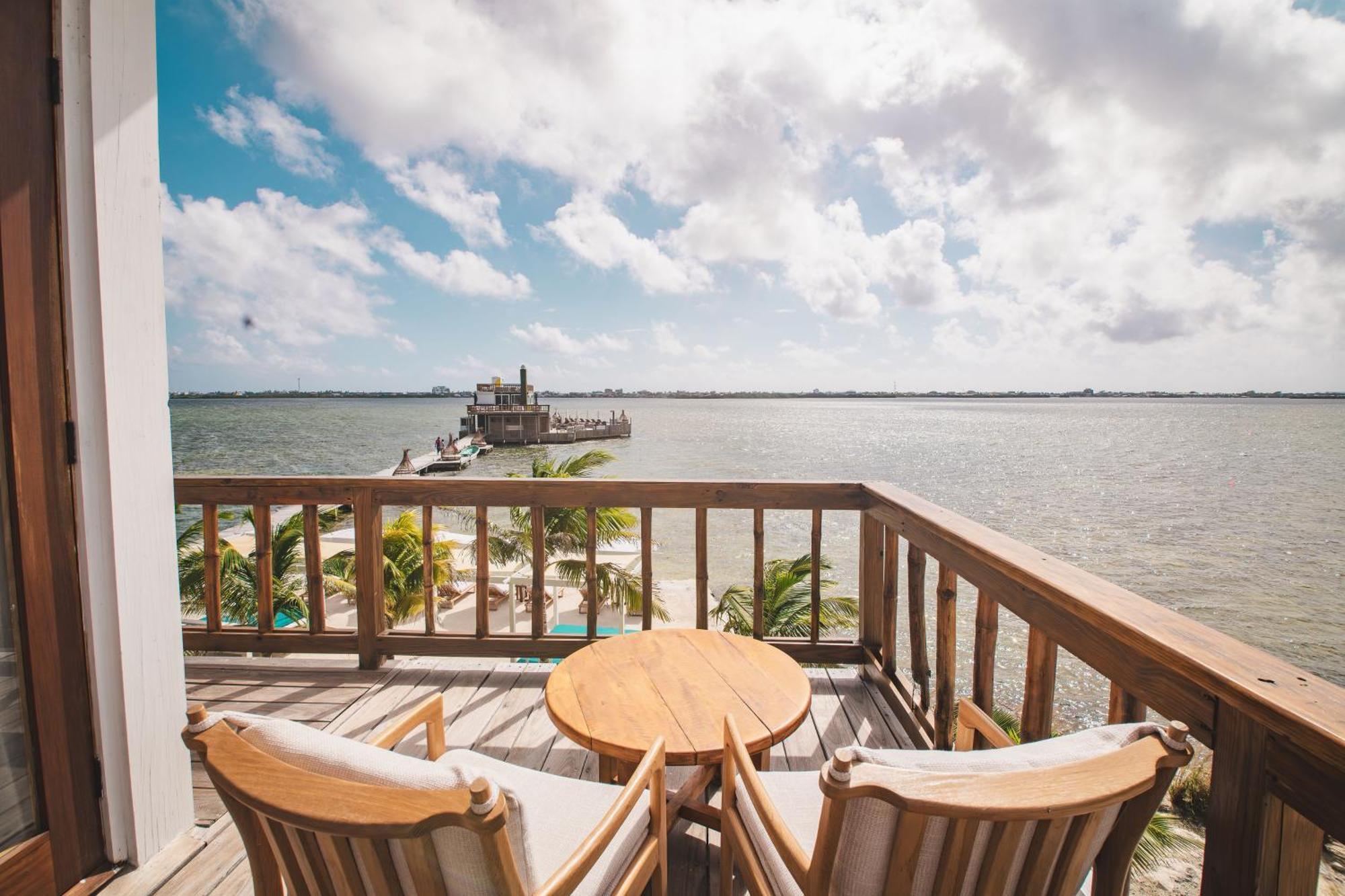 Aruna Resort & Villas ซานเปโดร ภายนอก รูปภาพ