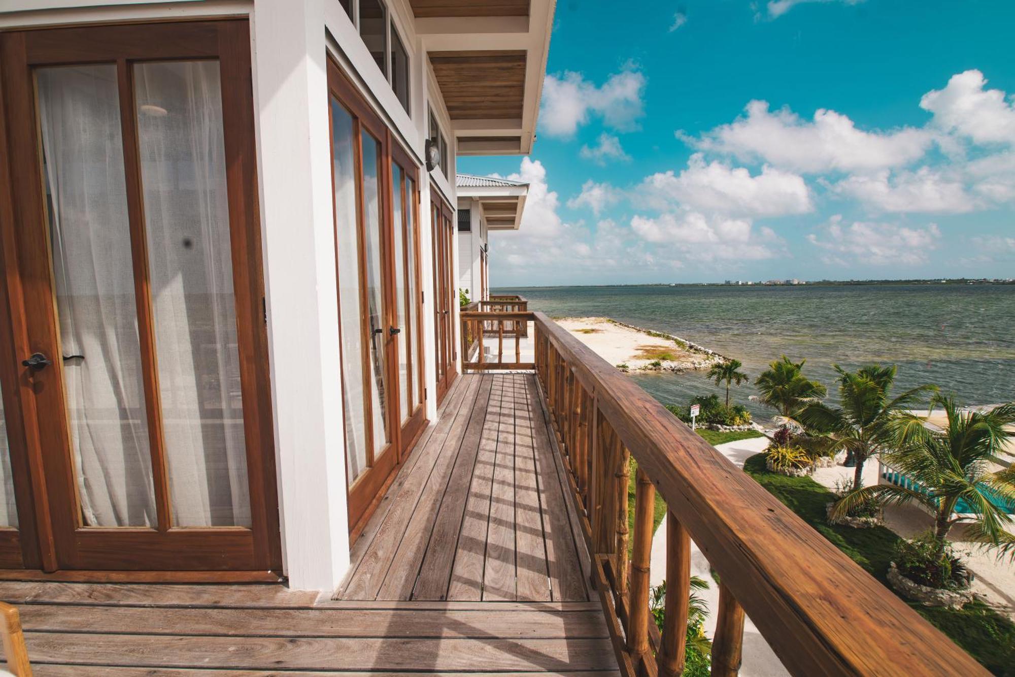 Aruna Resort & Villas ซานเปโดร ภายนอก รูปภาพ